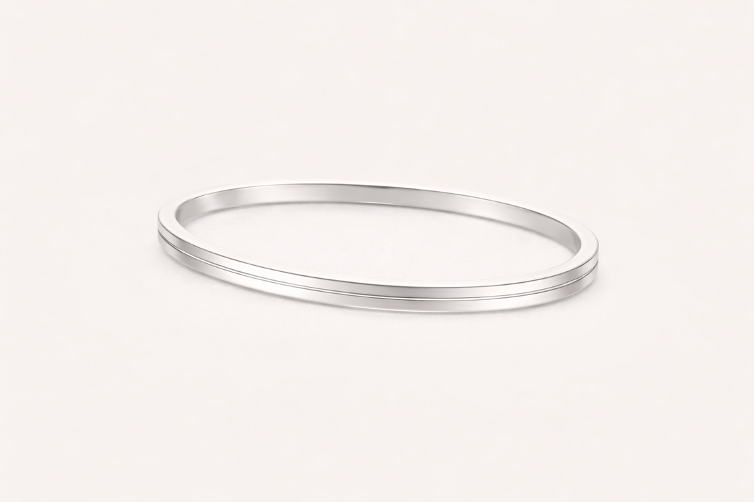 LUEUR Closed Bangle - Stainless Steel