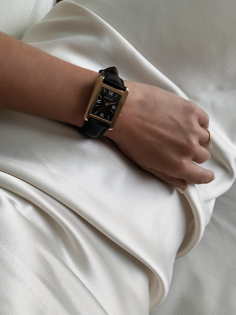 LUEUR CLASSIQUE GOLD 26MM WITH MYSTERIEUX STRAP