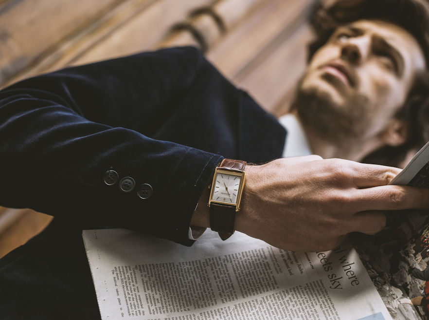 LUEUR LEGENDE GOLD 31MM WITH TENTANT STRAP